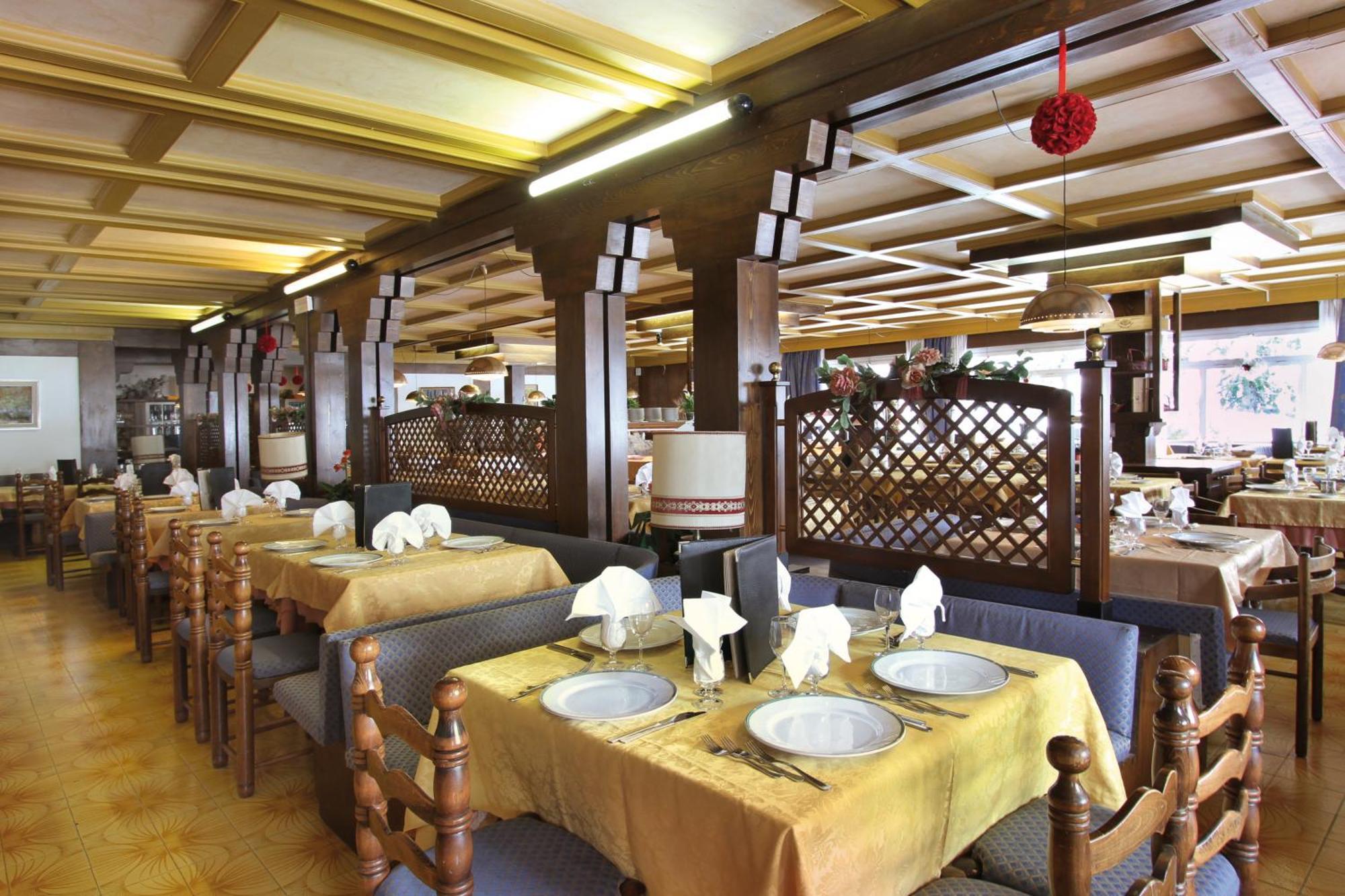 Hotel il Caminetto Sport Canazei Esterno foto